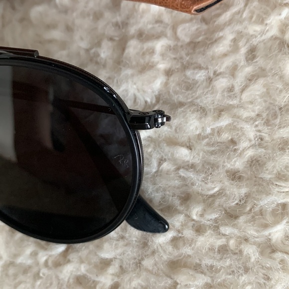 Ray Ban round black sunglasses​ - Picture 3 of 7